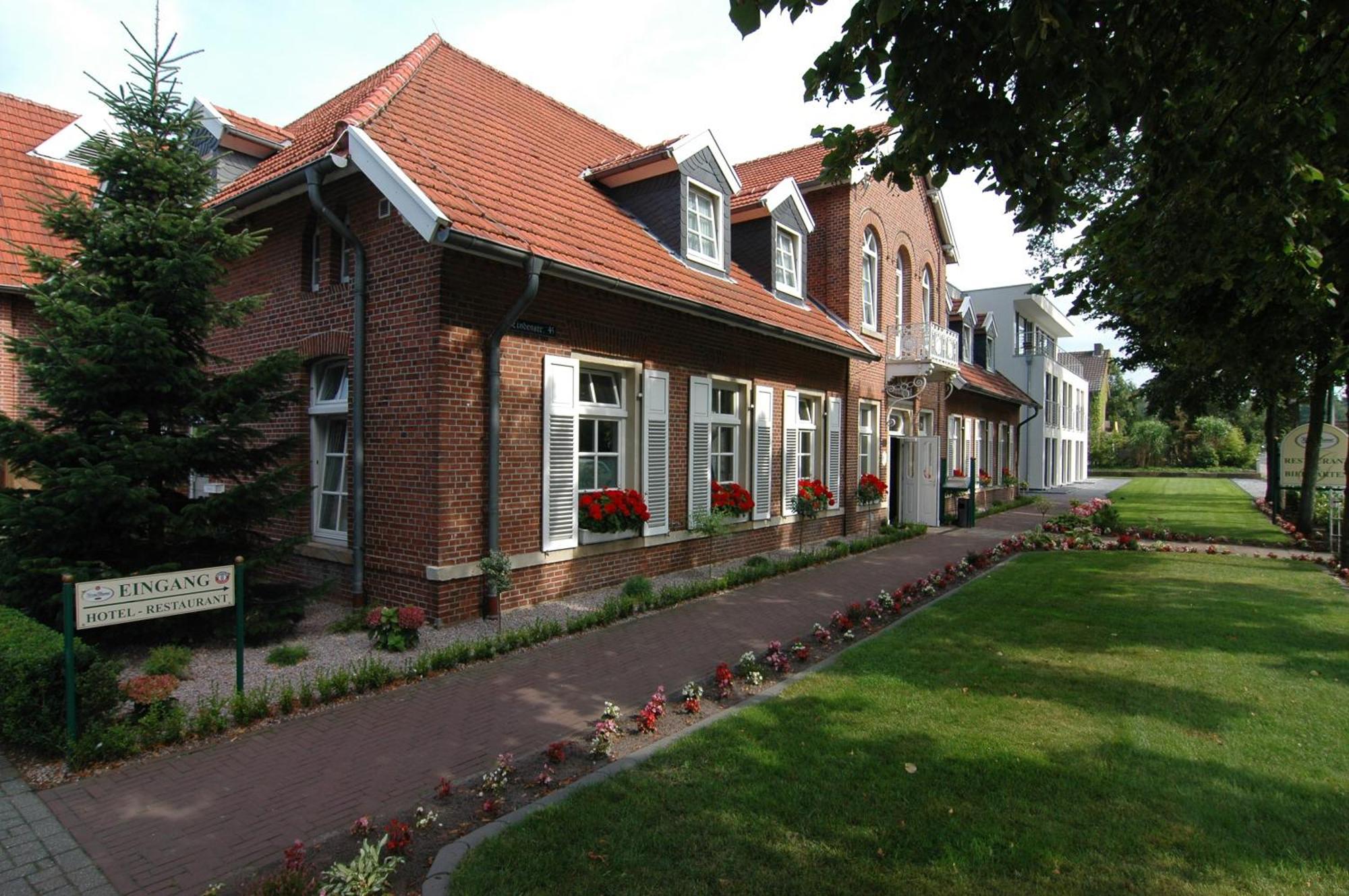 Altes Landhaus Hotel Lingen Exterior photo